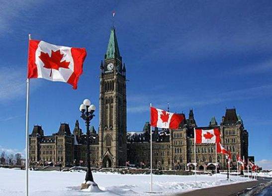 加拿大留学要趁早！ 加拿大签证将全面实施生物采集